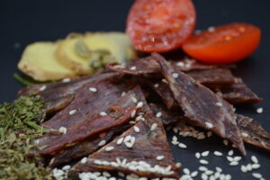 hovĚzÍ jerky se sezamem